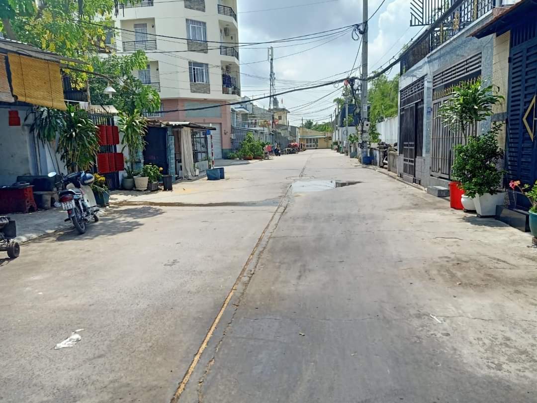 Nhà mặt tiền đường Đại Lộ Võ Văn Kiệt