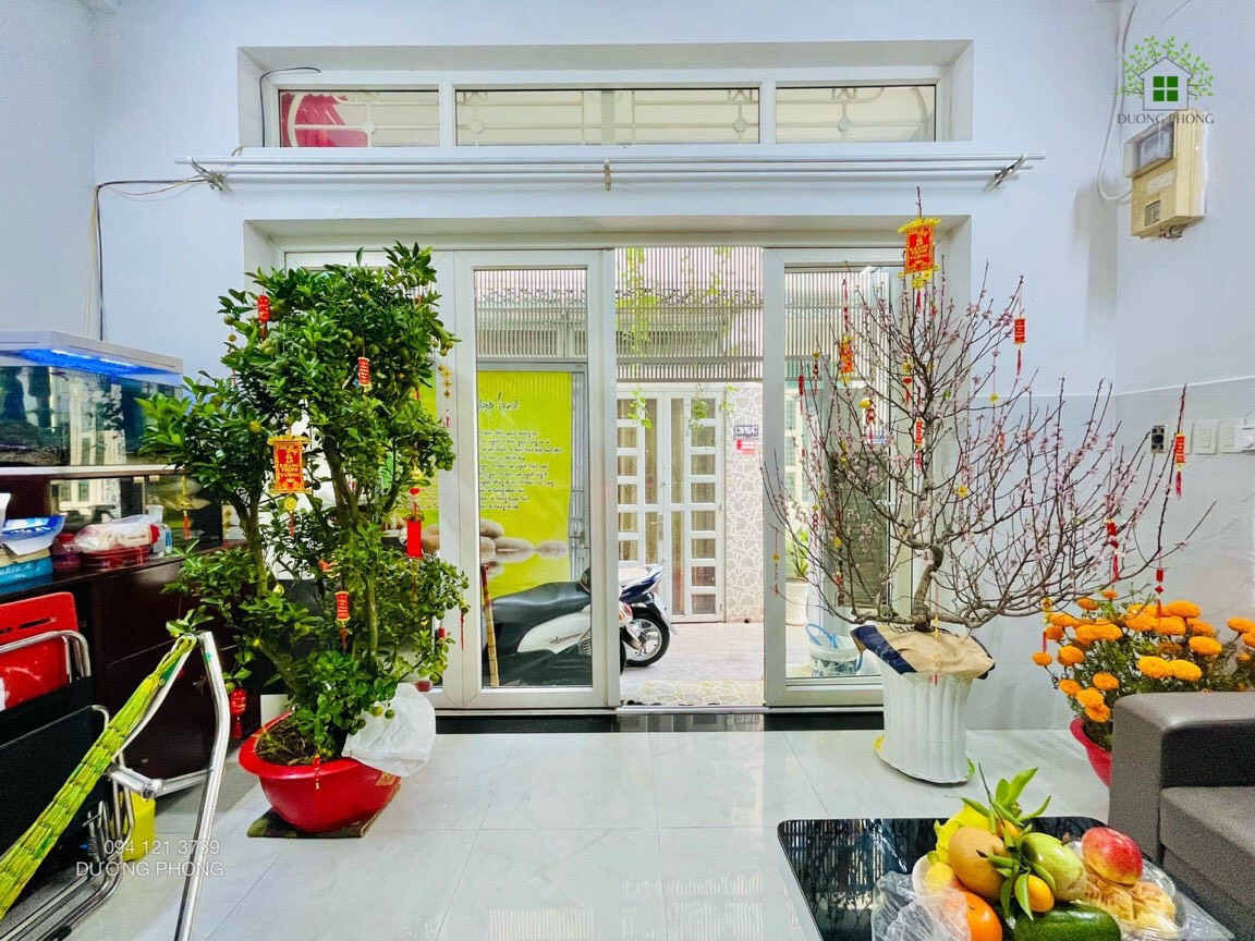 Nhà hẻm đường Thích Quảng Đức DT 5x8m, 01 lầu