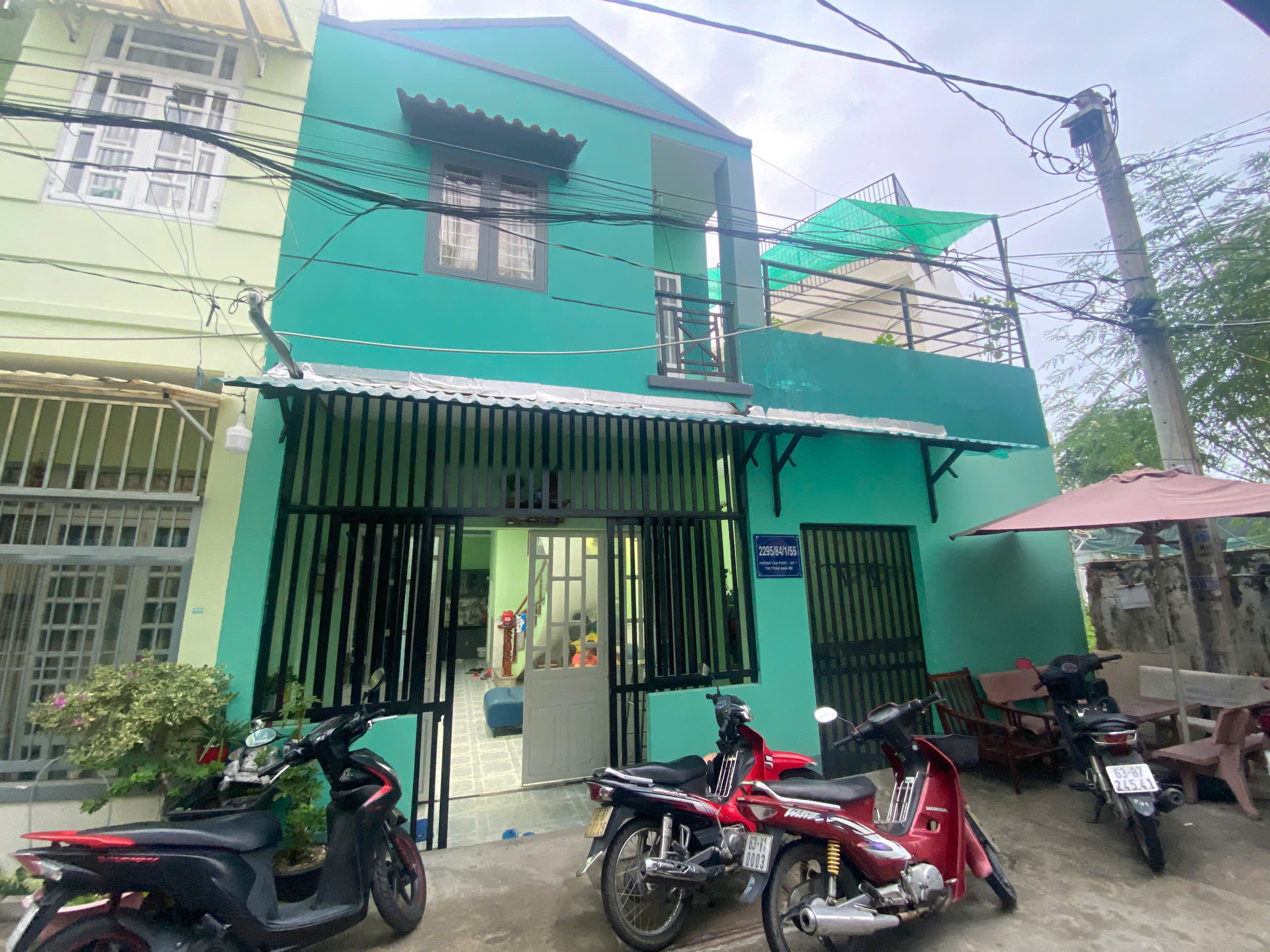 Đất ngang 8m dài 11 - Nhà trệt 01 lầu hẻm xe hơi, gara đậu ôtô