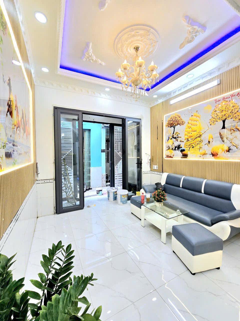 Nhà mới đẹp, DT 35m2 gần trường học Nguyễn Bỉnh Khiêm, Nhà Bè